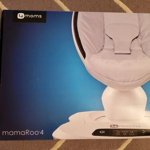 4 Moms mamaRoo 4